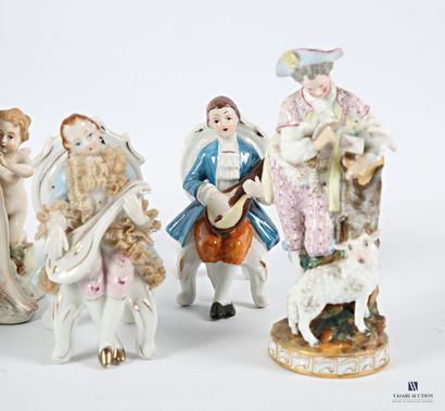 Porcelain lot including two gentlemen playing...