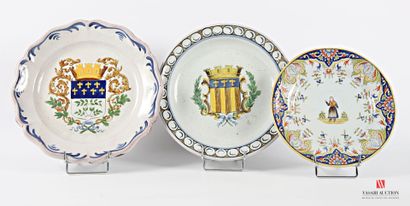 TOURS - DURAND Manufacture de 
Round plate...