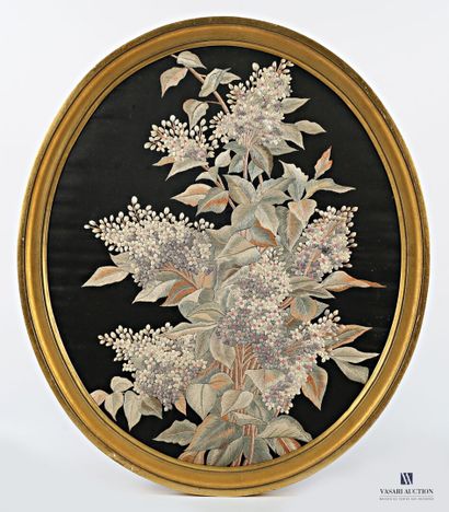 ANONYMOUS
Bouquet of lilacs
Embroidery in...
