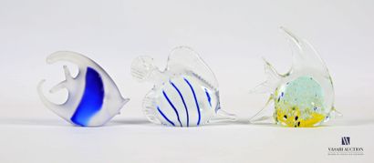 MURANO
Three crystal fish subjects with polychrome...
