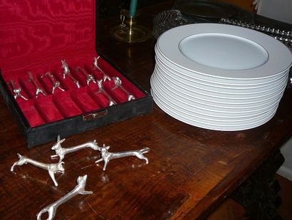 Ensemble de parties de service de table en...