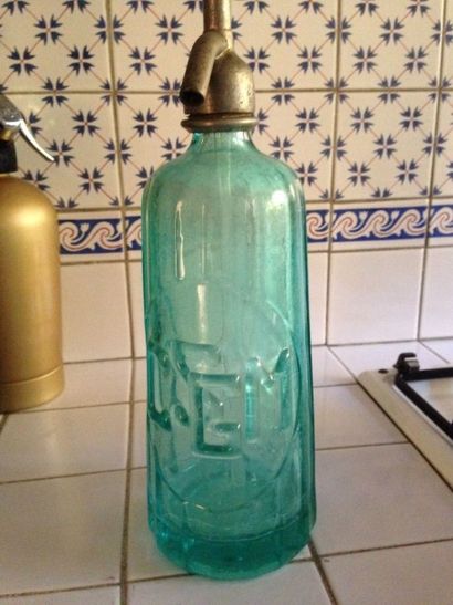 27 siphons de collection de modèles différents...