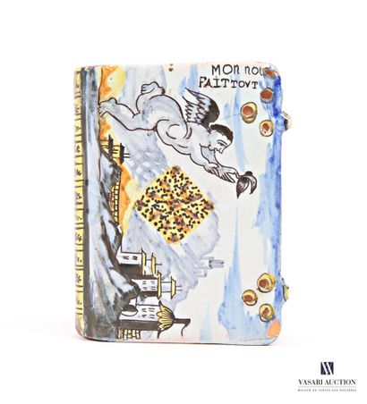Glazed earthenware chaufferette featuring...