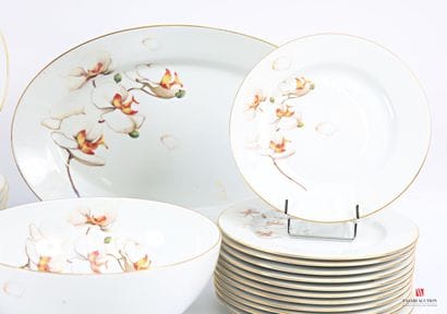 LIMOGES Saint YRIEIX- La Reine Manufacture...