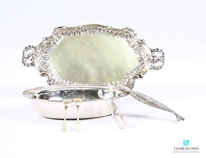 Set comprising a small oval-shaped hammered...