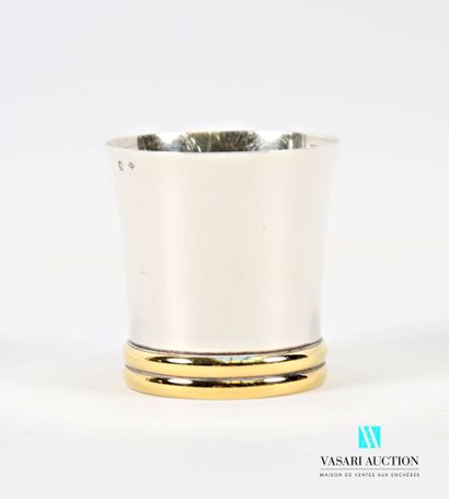 Timbale en argent 950 millièmes de forme...