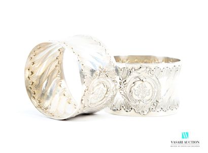 Paire de ronds de serviette en argent 950...