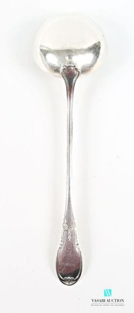 Ladle in silver-plated metal, the handle...