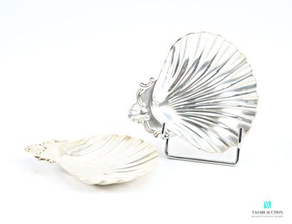 Pair of silver-plated pocket trays featuring...