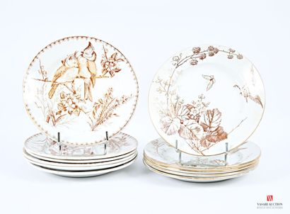 Luneville Manufacture de 
Six fine earthenware...