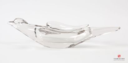 Coupe en cristal moulé figurant un oiseau...