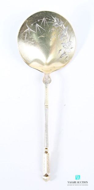 Cuillère à fraises en argent 950 millièmes,...