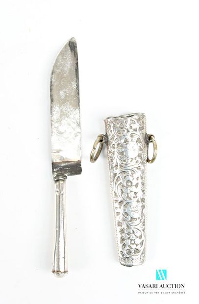 Couteau de voyage en argent bas titre dans...