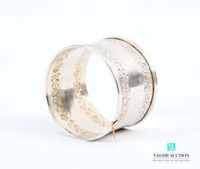 Rond de serviette en argent 950 millièmes,...