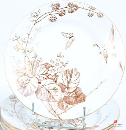 Luneville Manufacture de 
Six fine earthenware...