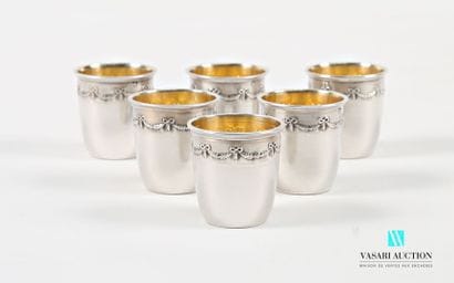 Six verres à liqueur en argent 950 millièmes...