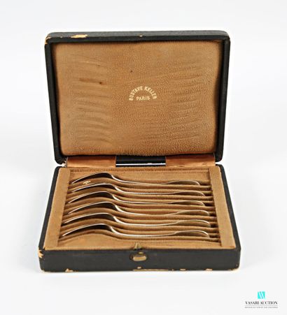 Suite de six cuillères à thé en argent 950...