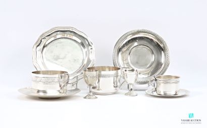 Silver-plated lot comprising a chocolate...