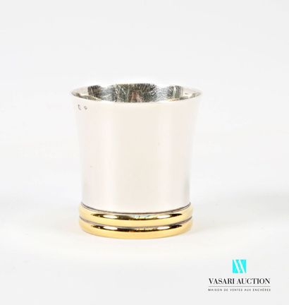 Timbale en argent 950 millièmes de forme...