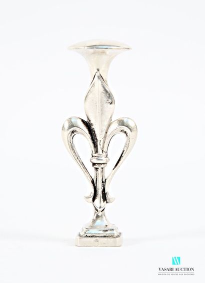 Cachet en argent 925 millièmes, le manche...