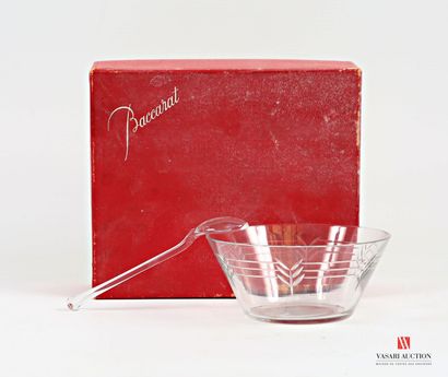 BACCARAT
Bol et sa cuillère en cristal, le...