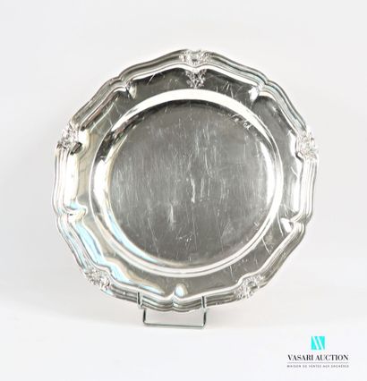 Plat de forme ronde en argent 950 millièmes,...