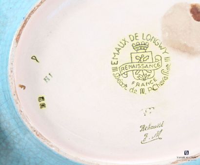 LONGWY Manufacture de
Renaissance-style earthenware...
