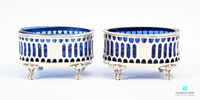 Paire de salières en argent de forme ovale,...