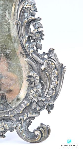 A silvered bronze psyche mirror of violoné...