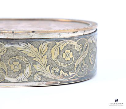 Oval silver-plated box, the guilloche-decorated...