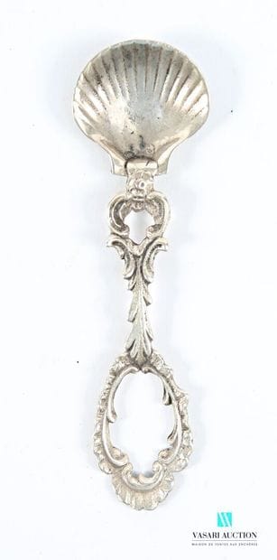 Cuillère en argent 915 millièmes, le cuilleron...