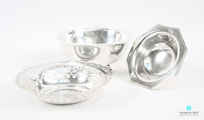 Silver-plated metal set comprising a dish...