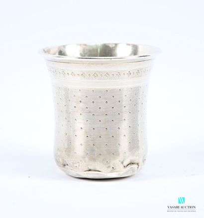 Timbale en argent 950 millièmes, la panse...