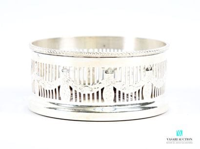 Bottle coaster in silver-plated metal, the...