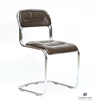 Chaise traineau, la structure tubulaire en...