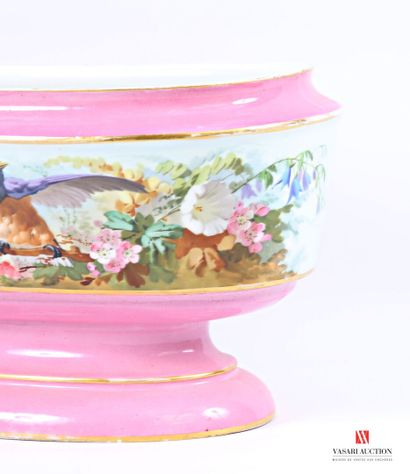 Jardinière de forme oblongue en porcelaine...