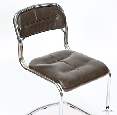 Chaise traineau, la structure tubulaire en...