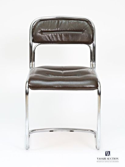 Chaise traineau, la structure tubulaire en...