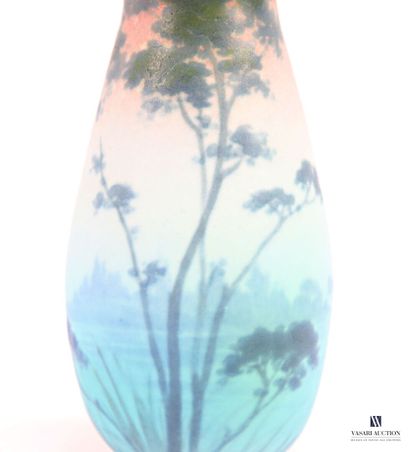 WALTER Amalric (1870-1959)
Vase de forme...