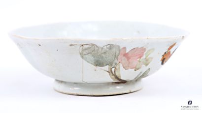 Bol en porcelaine à glaçure céladon, orné...
