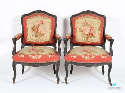 Partie de mobilier de salon comprenant deux...