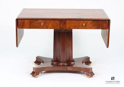 Bureau à volets en placage d'acajou, le plateau...