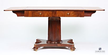 Bureau à volets en placage d'acajou, le plateau...