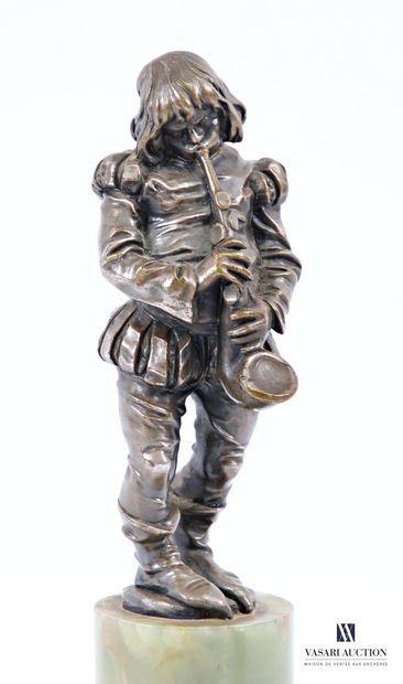 Paire de sujets en bronze à patine argentée...