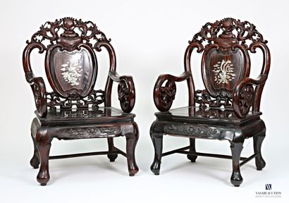 INDOCHINE
Paire de fauteuils en palissandre...