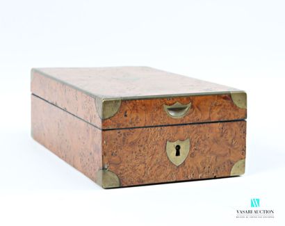 Coffret, nécessaire de voyage en placage...