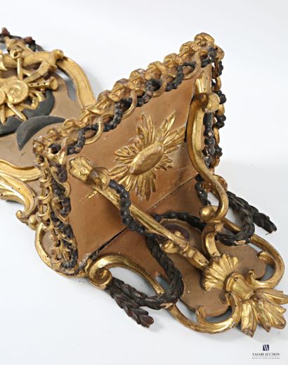 Kavukluk porte-turban en bois mouluré, sculpté,...