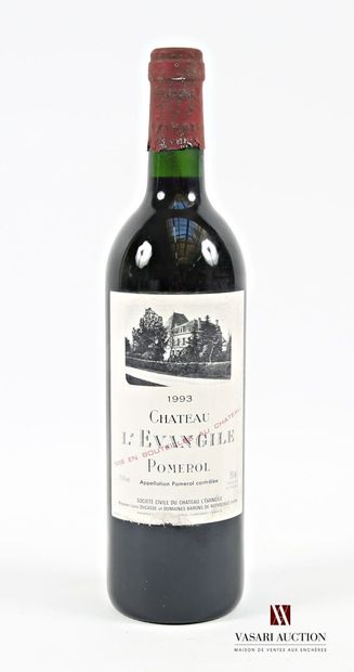 1 bottle Château L'EVANGILE Pomerol 1993
...
