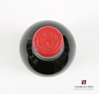 1 bottle Château LA MOULINE Moulis CB 1964
	Faded...