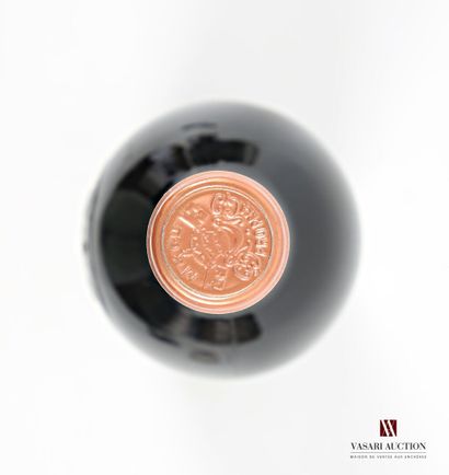 1 bottle Château PAPE CLÉMENT Pessac-Léognan...